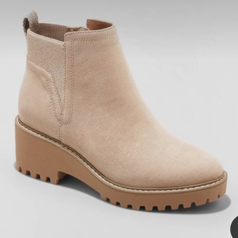 Universal Thread Womens Taupe Taci Ankle Boots size 9 - Picture 2 of 7